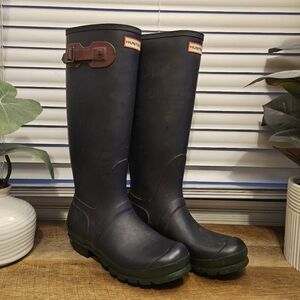 Hunter Tall Boots Womens Size 8 Navy Blue & Red Rain Boots